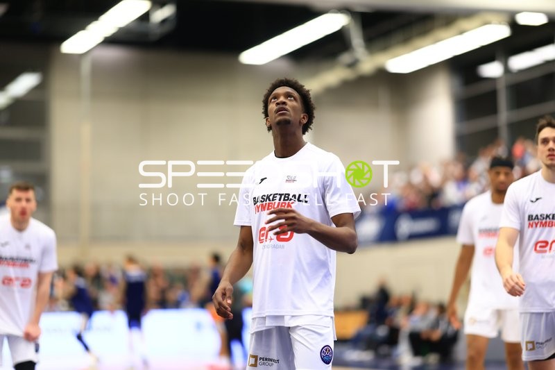 Sir Jabari Rice (10; Basketball Nymburg) in Aktion