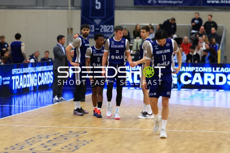 Spielaktion mit Marcel Keßen (15; MLP Academics Heidelberg) und Teamkollegen