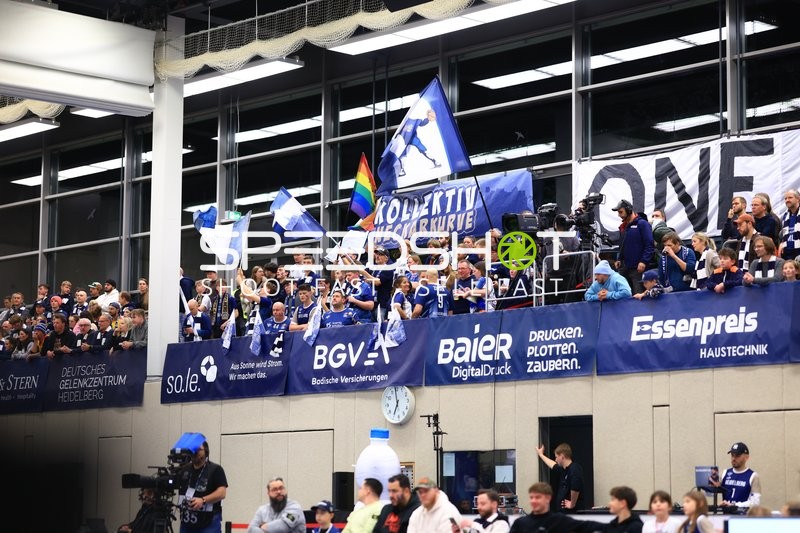 Fan-Szene in der GBG Halle