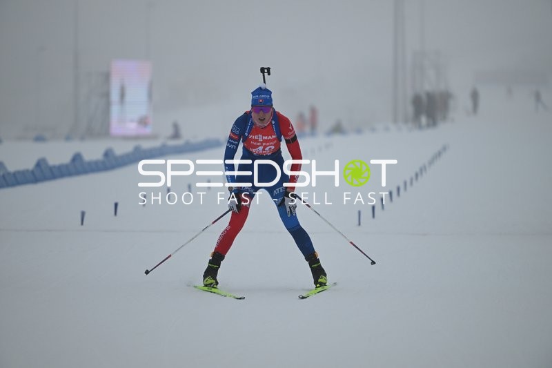Sprint der Frauen mit Regina ERMITS (18; Biathlon Frauen)