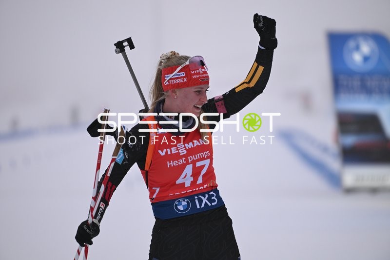 Sprint-Sieg für Julia TANNHEIMER (47; Biathlon Frauen)