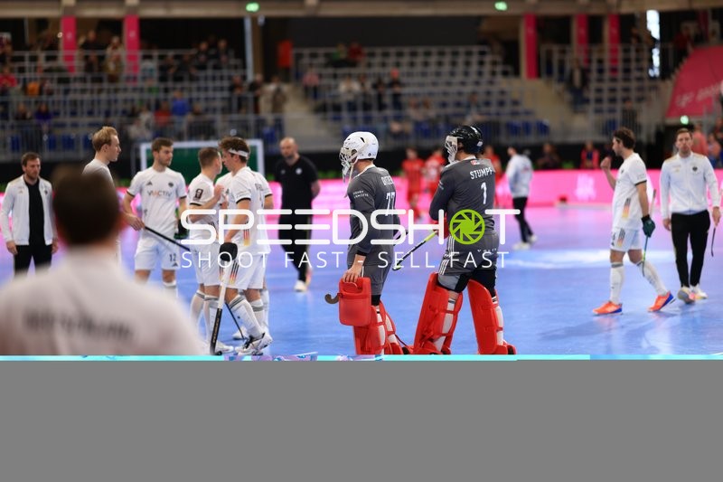 Torhüter Jasper Ditzer (77; Deutschland) und Lukas Stumpf (1; Deutschland) im Fokus