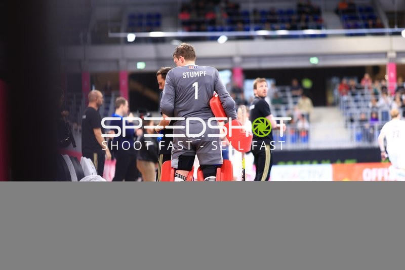 Lukas Stumpf (1; Deutschland) im SNP Dome