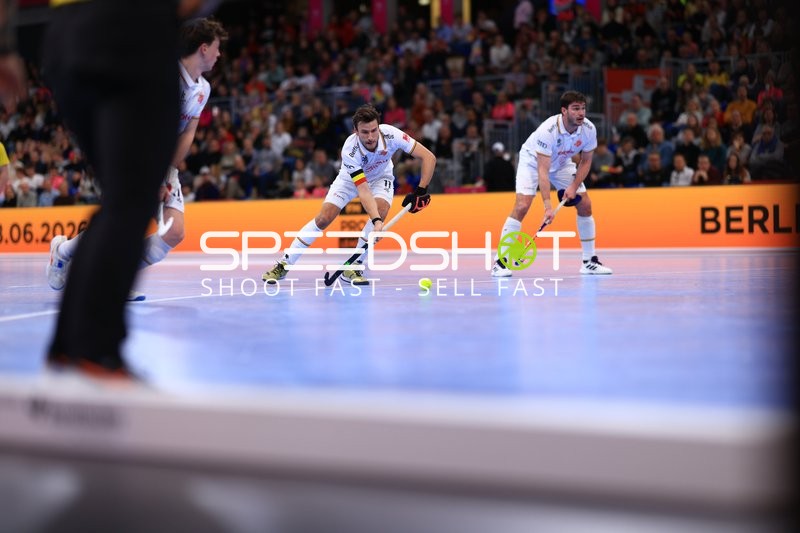 EuroHockey Indoor Championship 2026 - Elias BRÖNNIMANN (11; Schweiz) und Loris GRANDCHAMP (10; Schweiz) in Aktion