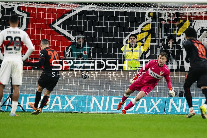 Torwart Alexander Nübel (33; VfB Stuttgart) in Aktion