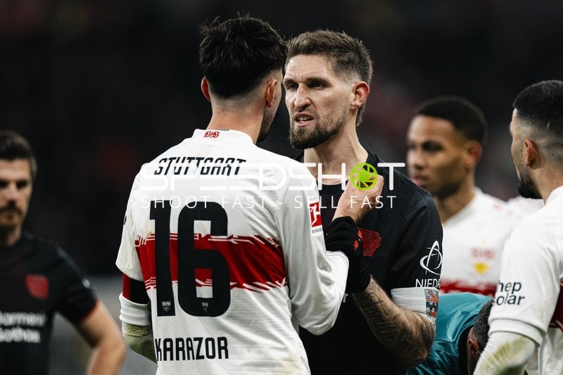 Intensive Diskussion auf dem Platz