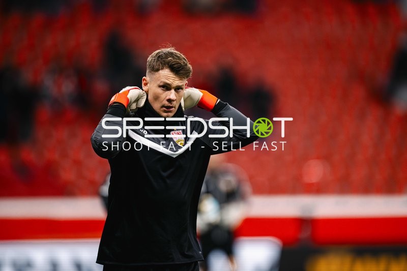 Torwart Alexander Nübel (33; VfB Stuttgart) in Aktion