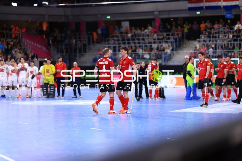 Sebastian EITENBERGER (5; Österreich) auf dem Spielfeld