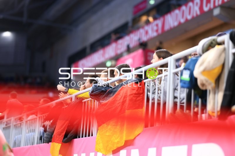 Zuschauer im SNP-Dome bei EuroHockey 2026