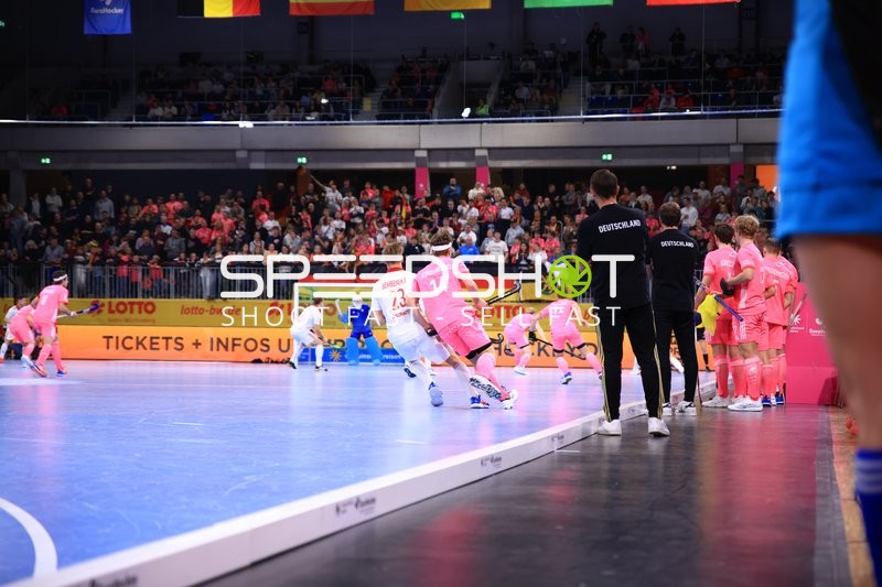 Strafecke mit Tom Schmidt-Didlaukies (14; Deutschland) und Eryk BEMBENEK (23; Polen)