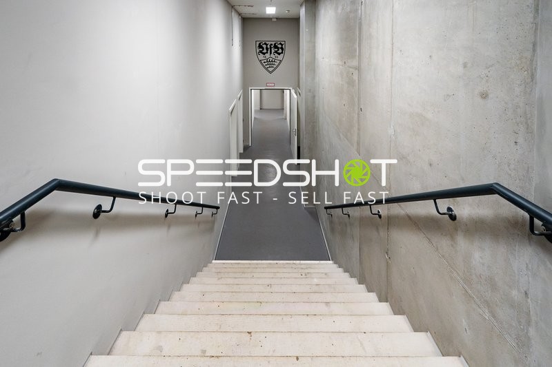 Leerer Stadiongang in MHPArena