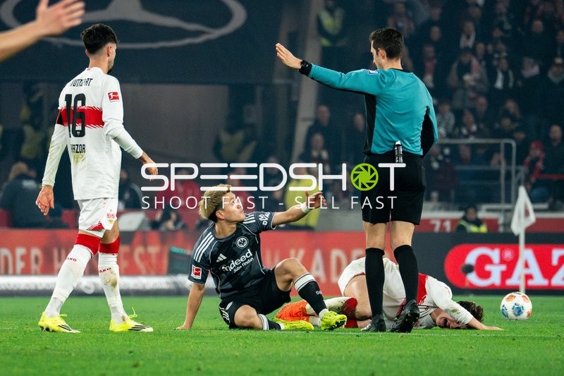 Zweikampf mit Schiedsrichter