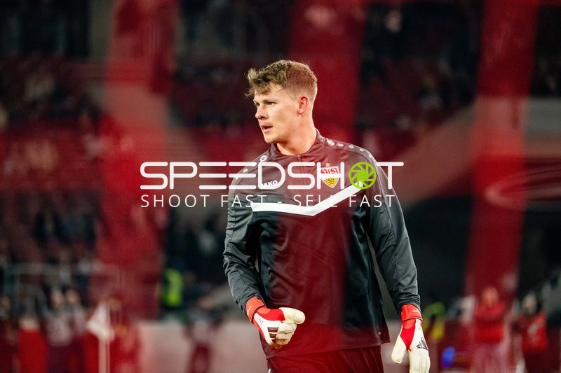 Alexander Nübel (33; VfB Stuttgart) auf dem Feld