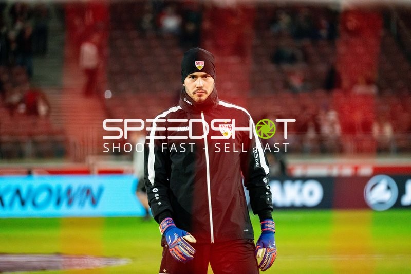 Torwart Stefan Drljaca (21; VfB Stuttgart) in Aktion