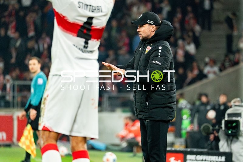 Trainer an der Seitenlinie