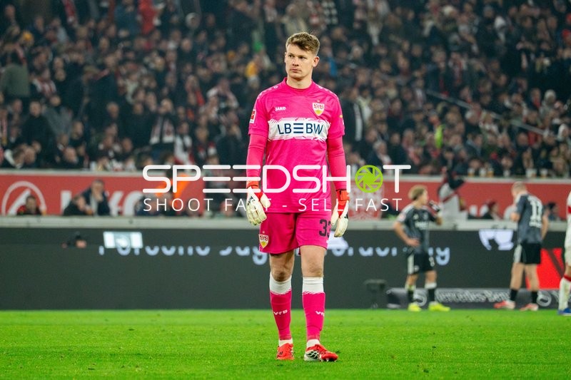 Torwart Alexander Nübel (33; VfB Stuttgart) in Aktion