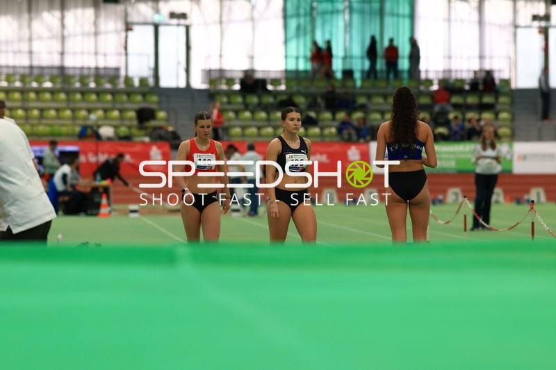 Athletinnen im Glaspalast Sindelfingen