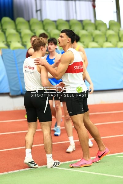 Athleten im Gespräch im Glaspalast