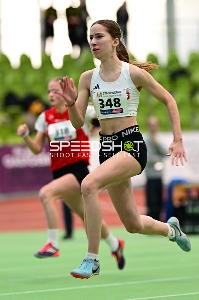 Startnummer 348 sprintet im Glaspalast