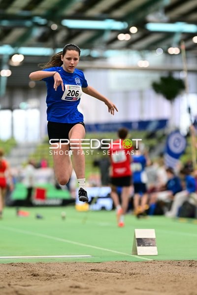 Startnummer 206 beim Weitsprung