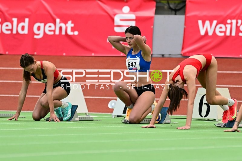 Athletinnen im Startblock