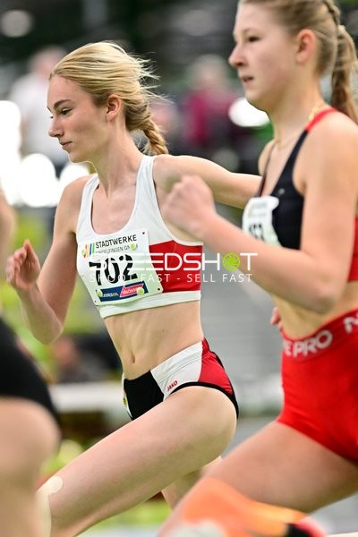 Startnummer 702 sprintet im Glaspalast