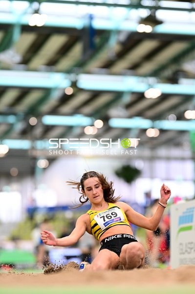 Startnummer 769 beim Weitsprung