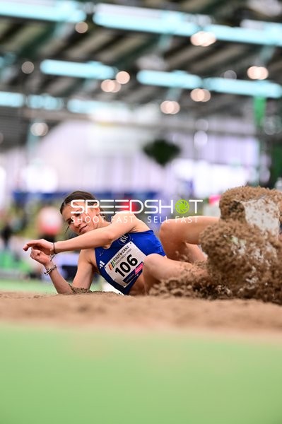 Startnummer 106 beim Weitsprung