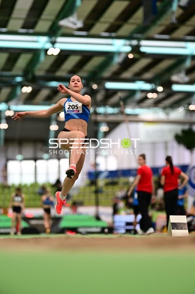 Startnummer 205 beim Weitsprung