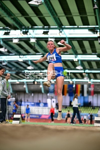 Startnummer 294 beim Weitsprung