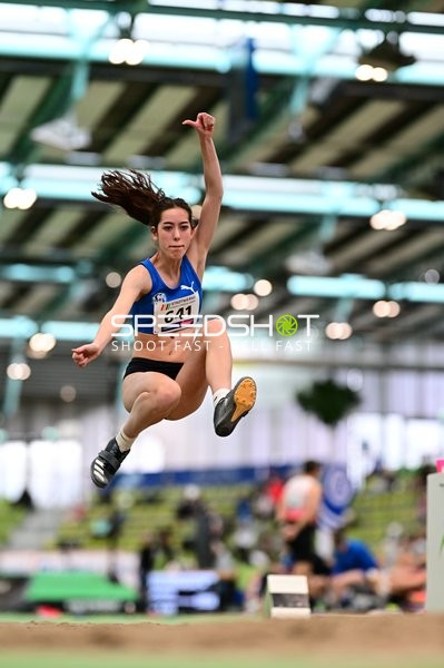 Weitsprung mit {null_641}