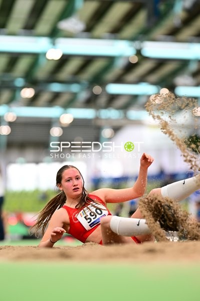 Athletin beim Weitsprung