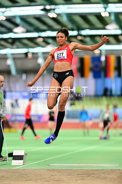 Weitsprung im Glaspalast Sindelfingen