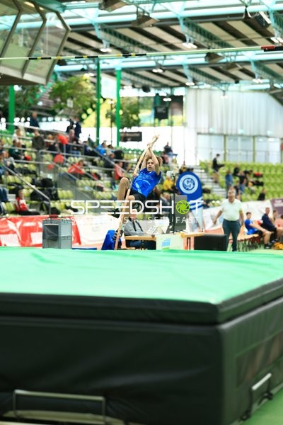 Stabhochsprung im Glaspalast