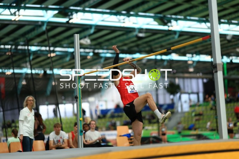 Athlet beim Hochsprung