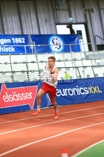 Athlet mit Startnummer 507 im Lauf