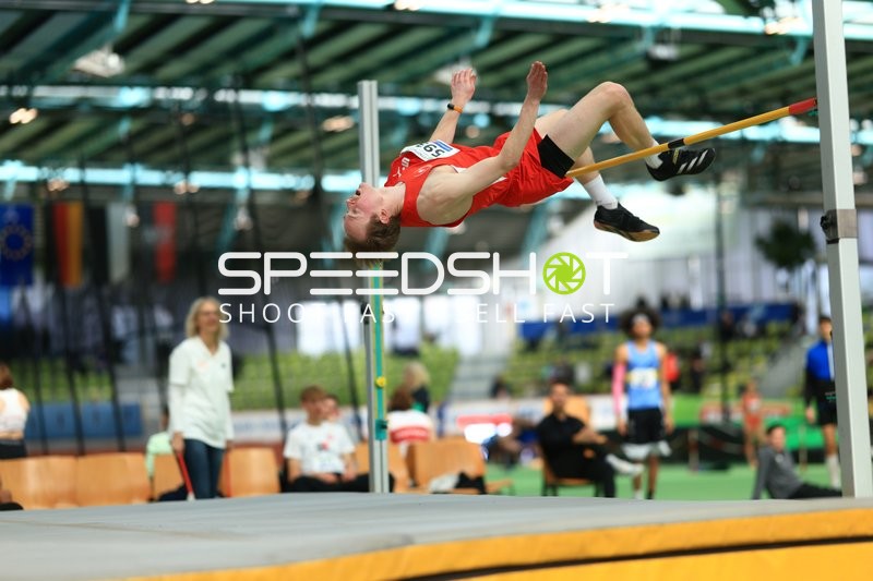 Hochsprung im Glaspalast