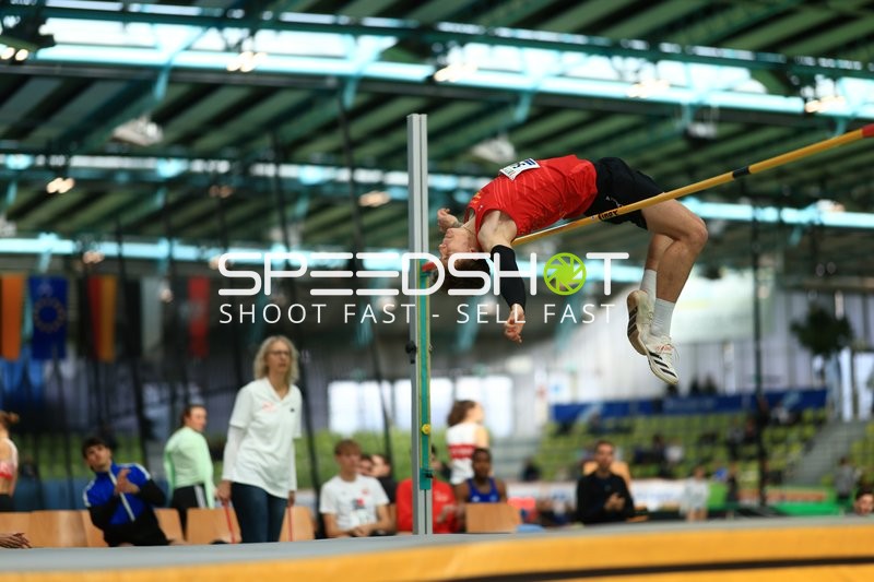 Athlet beim Hochsprung