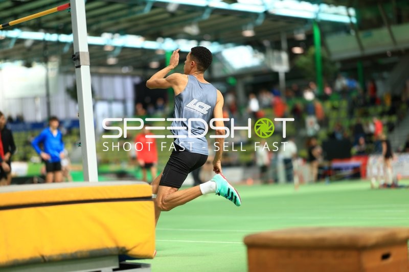 Athlet beim Hochsprung