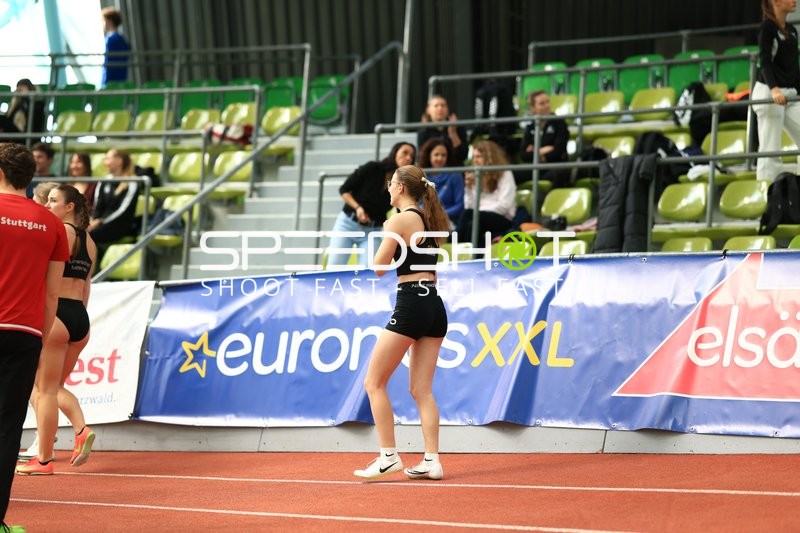 Athletin im Glaspalast Sindelfingen