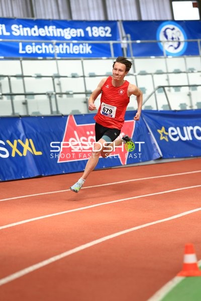 Startnummer 679 sprintet im Glaspalast