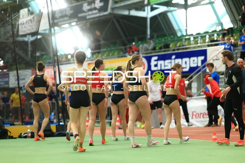 Athletinnen im Glaspalast Sindelfingen