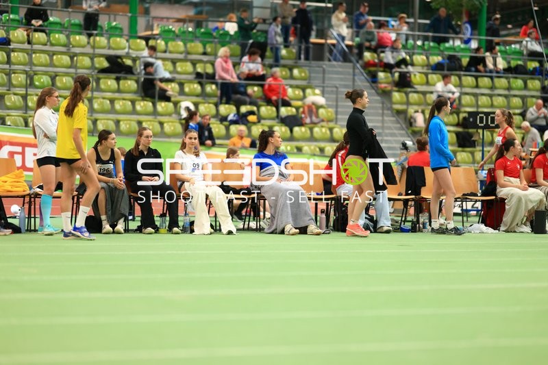 Athletinnen im Glaspalast Sindelfingen