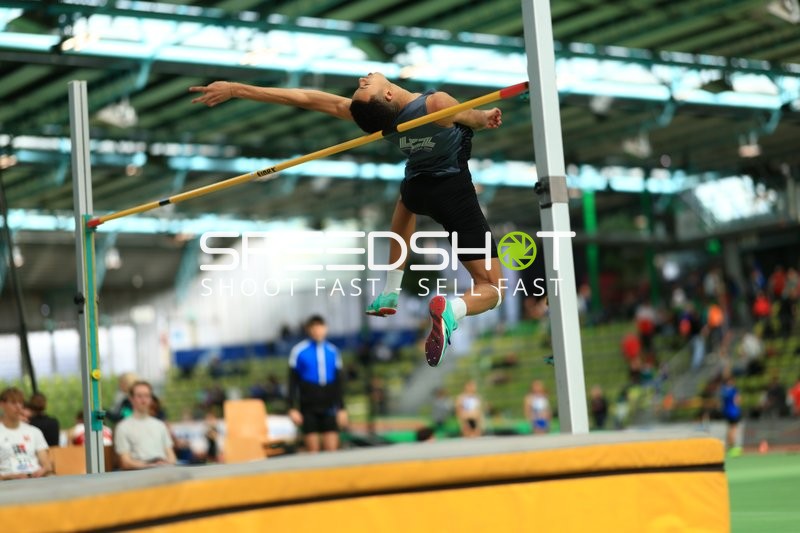 Hochsprung im Glaspalast