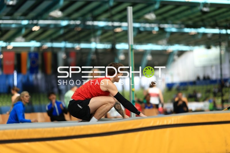 Hochsprung im Glaspalast