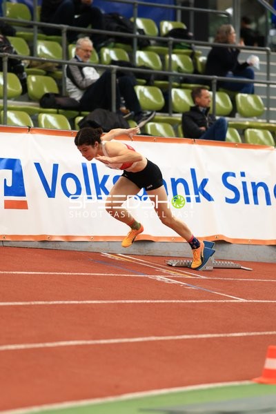 Athletin startet im Glaspalast