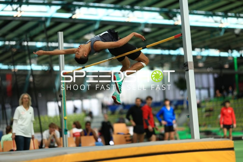 Hochsprung im Glaspalast