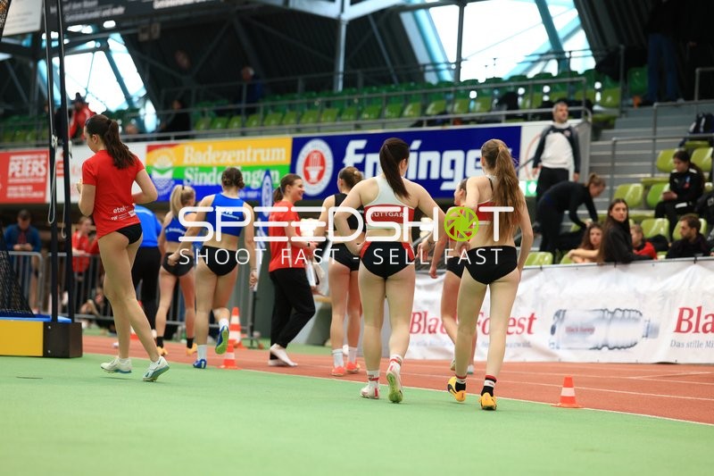 Athletinnen im Glaspalast Sindelfingen