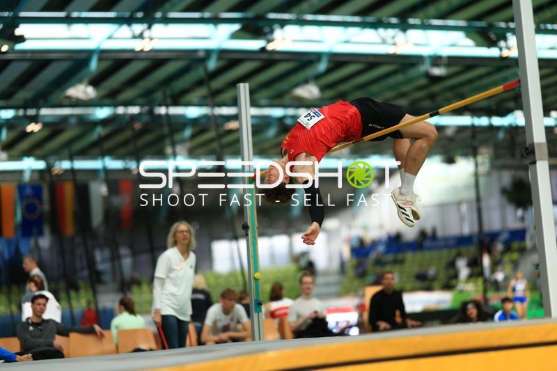 Hochsprung im Glaspalast