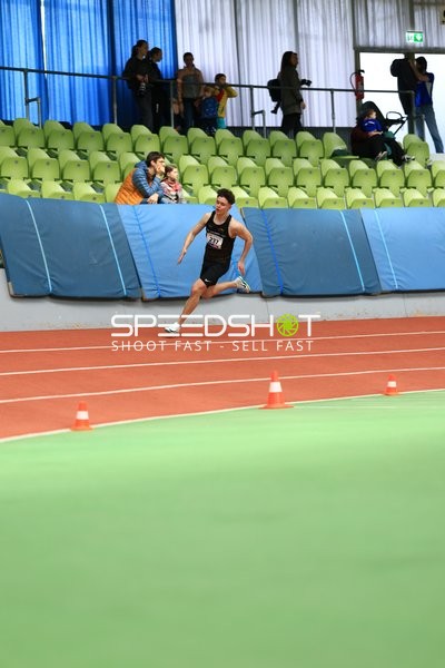 Athlet beim Weitsprung